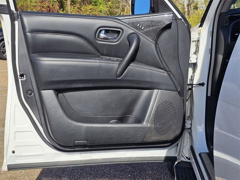 Used 2024 INFINITI QX80 Luxe image 13