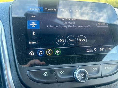 Used 2020 Chevrolet Equinox Premier image 20