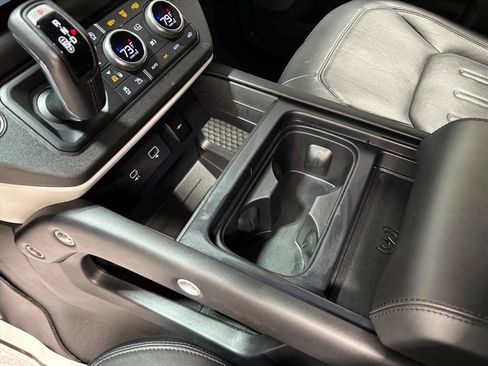 Used 2022 Land Rover Defender 110 XS Edition image 13