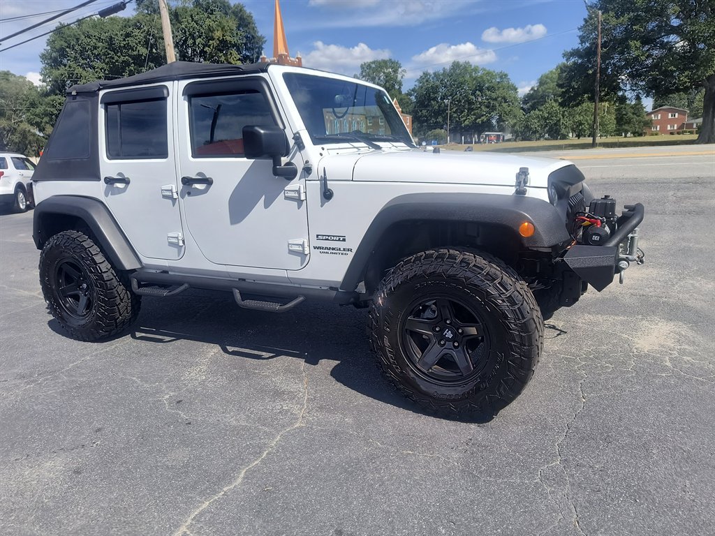 Used 2017 Jeep Wrangler Unlimited Sport w/ Quick Order Package 24S AWD/4WD image 7