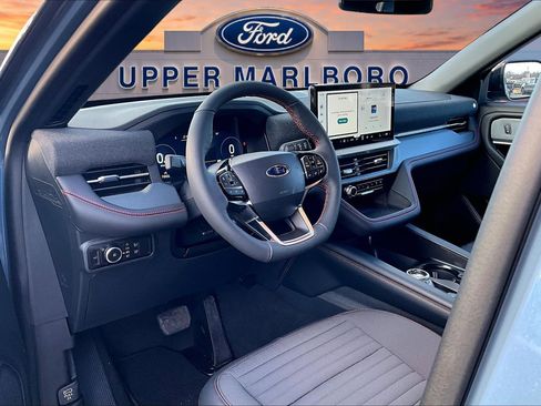 New 2026 Ford Explorer ST-Line w/ ST-Line Street Pack AWD/4WD image 6
