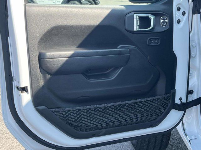 Used 2023 Jeep Gladiator Sport AWD/4WD image 14