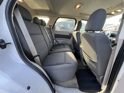 Used 2009 Ford Escape XLT FWD image 15