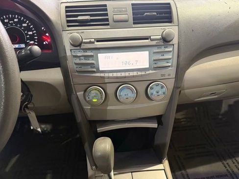Used 2007 Toyota Camry XLE FWD image 20