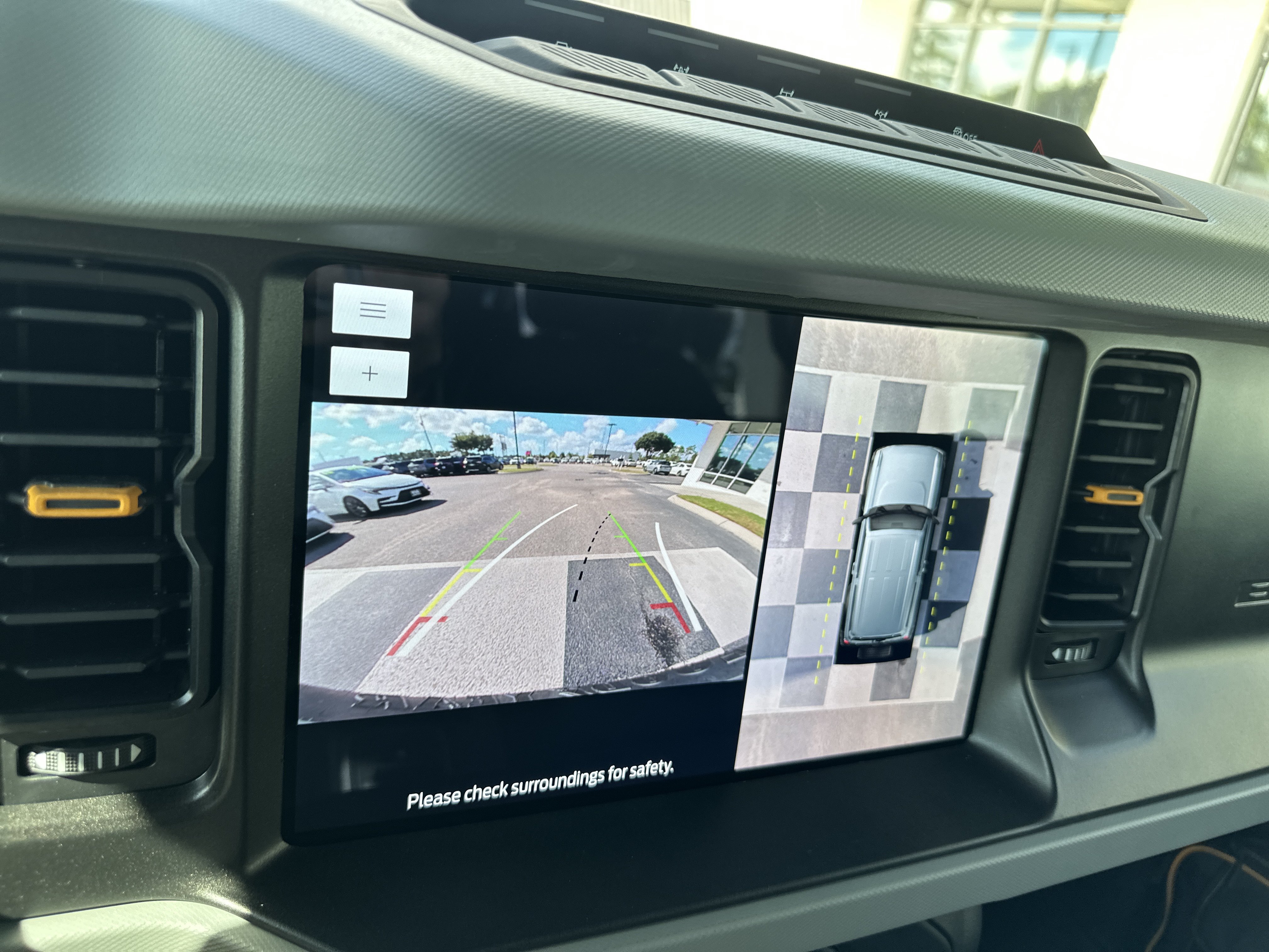 Used 2023 Ford Bronco Badlands AWD/4WD image 18
