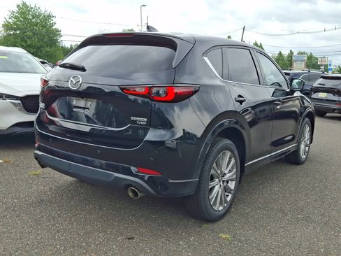Used 2023 MAZDA CX-5 Signature AWD/4WD image 6