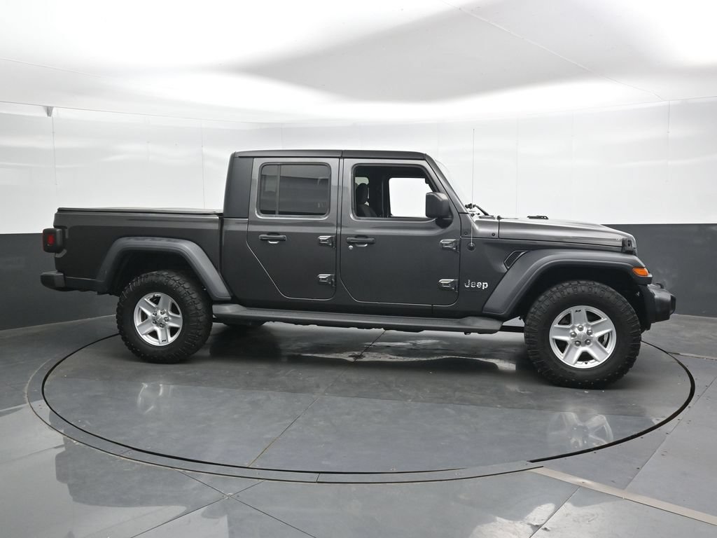 Used 2020 Jeep Gladiator Sport w/ Quick Order Package 24S AWD/4WD image 3