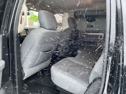 Used 2017 RAM 1500 Big Horn image 15