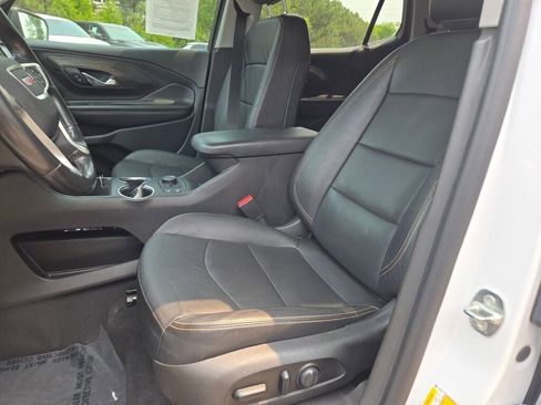 Used 2021 GMC Terrain SLT w/ Elevation Edition image 27