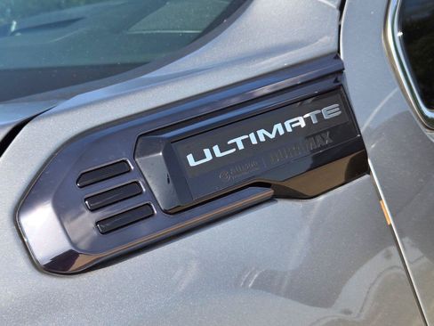 Used 2025 GMC Sierra 2500 Denali Ultimate AWD/4WD image 34
