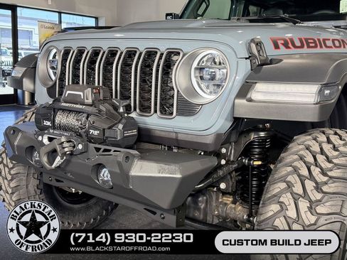 Used 2026 Jeep Wrangler Unlimited Rubicon AWD/4WD image 6