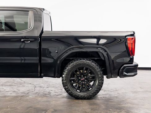 Used 2024 GMC Sierra 1500 Elevation w/ LPO, Elevation Black Package AWD/4WD image 13