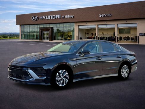 New 2026 Hyundai Sonata Blue FWD image 2