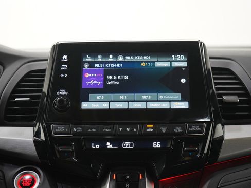 Used 2023 Honda Odyssey Sport image 16