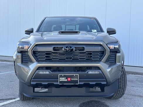 New 2026 Toyota Tacoma TRD Sport image 7