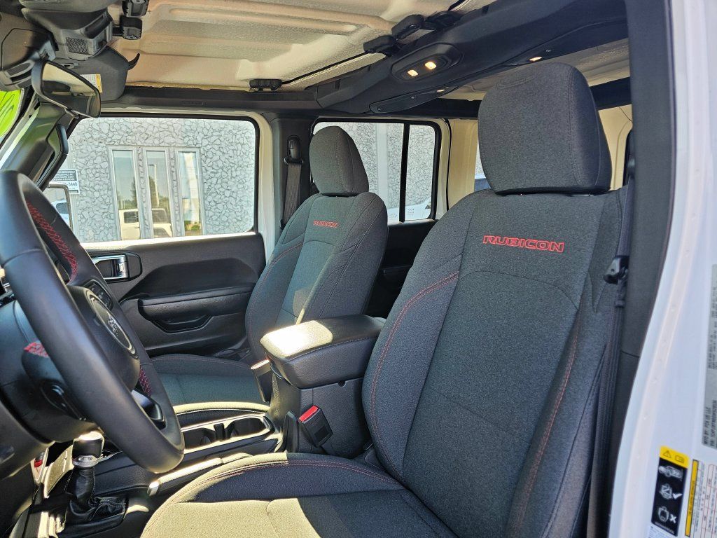Used 2025 Jeep Wrangler Unlimited Rubicon AWD/4WD image 21