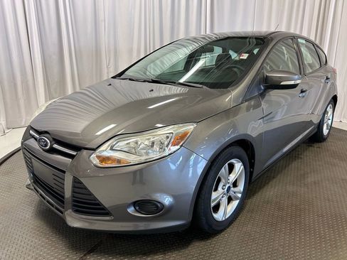 Used 2014 Ford Focus SE FWD image 22