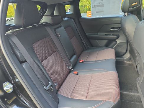 New 2026 Nissan Kicks SR w/ SR Premium Package image 18