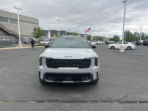 Used 2025 Kia Sorento SX Prestige w/ Olive Brown Leather Package image 11