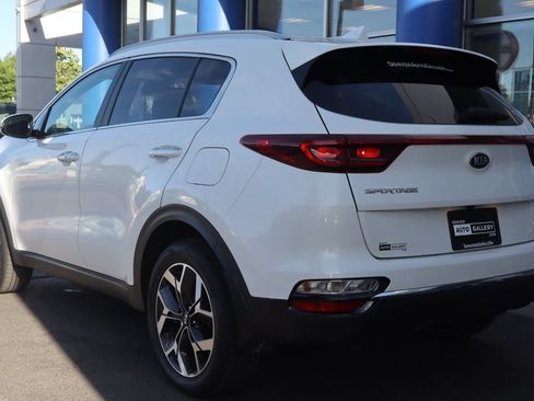 Used 2021 Kia Sportage EX AWD/4WD image 3
