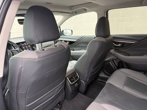 Certified 2025 Subaru Outback Onyx Edition AWD/4WD image 24