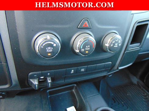 Used 2018 RAM 2500 Tradesman w/ Chrome Appearance Group AWD/4WD image 28