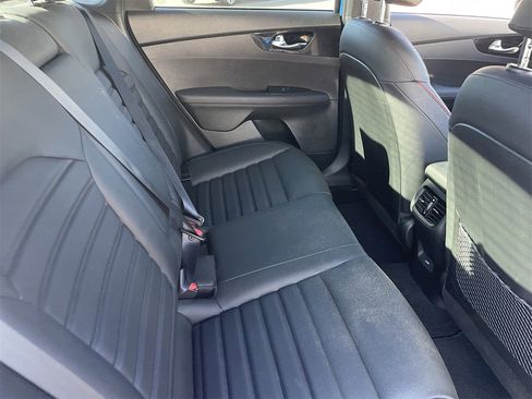 Used 2023 Kia Forte GT w/ GT2 Package image 13