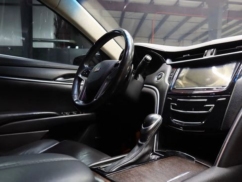 Used 2018 Cadillac XTS w/ Rear Seat Comfort Package image 34