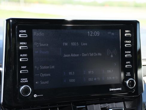 Used 2021 Toyota Corolla SE w/ Carpet Mat Package (TMS) FWD image 33