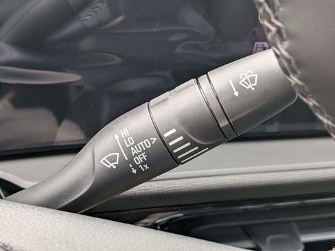 New 2026 Buick Envista Sport Touring image 29