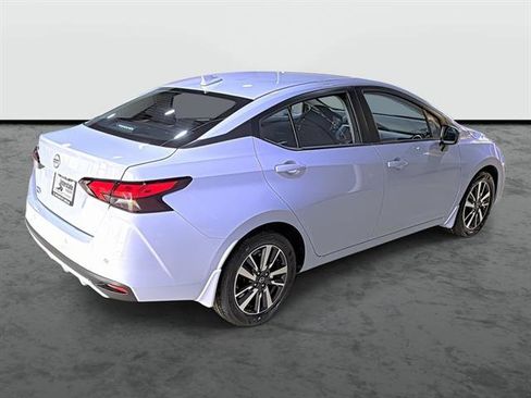 Used 2025 Nissan Versa SV w/ Trunk Package FWD image 4