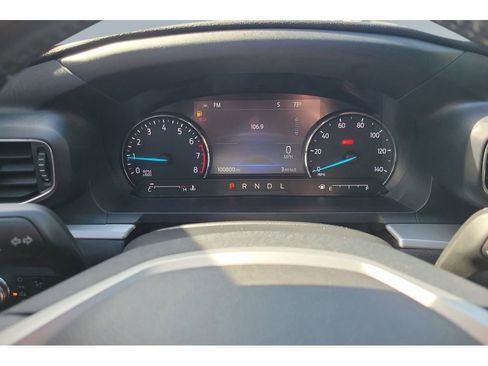 Used 2022 Ford Explorer XLT w/ Equipment Group 202A RWD image 21