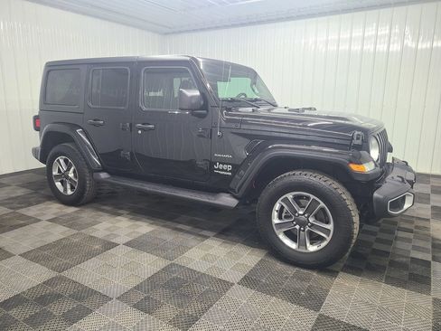 Used 2020 Jeep Wrangler Unlimited Sahara AWD/4WD image 1