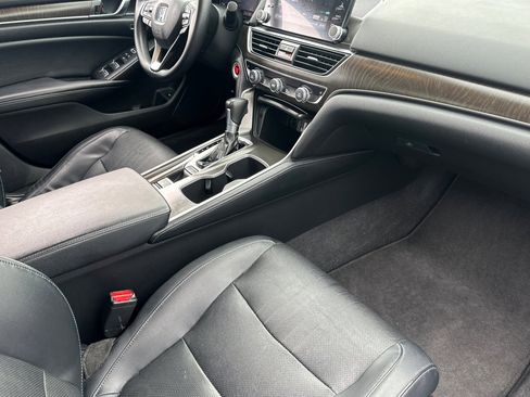 Used 2018 Honda Accord EX-L image 16