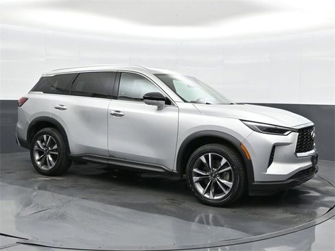 Used 2023 INFINITI QX60 Luxe image 5