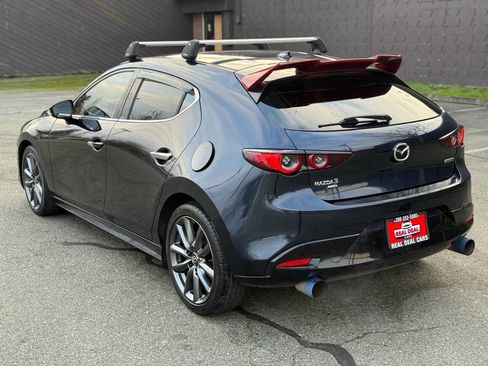 Used 2019 MAZDA MAZDA3 AWD Hatchback w/ Preferred Pkg image 16