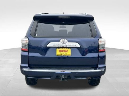 Used 2017 Toyota 4Runner Limited image 8