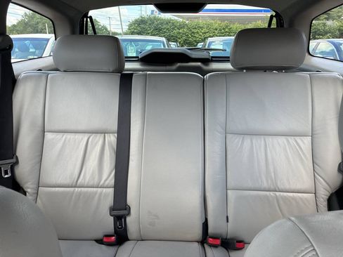 Used 2004 Toyota Matrix XR AWD/4WD image 20