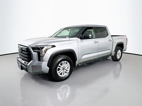 Used 2023 Toyota Tundra SR5 w/ SR5 Premium Package RWD image 3