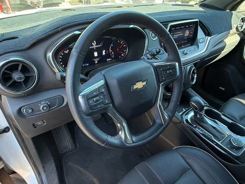 Used 2022 Chevrolet Blazer Premier w/ Enhanced Convenience Package AWD/4WD image 10
