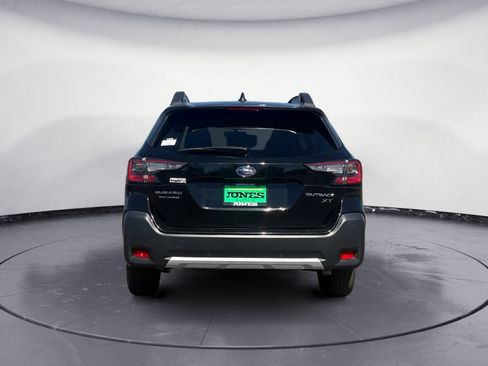 Used 2024 Subaru Outback Limited XT AWD/4WD image 4