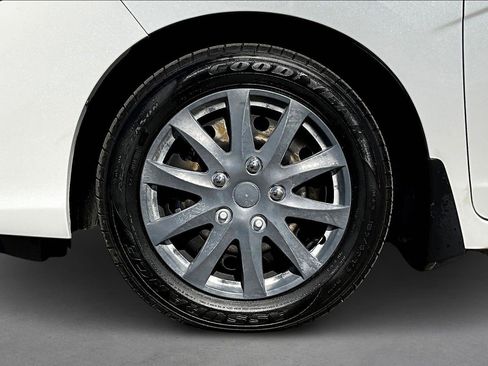 Used 2019 Honda Fit LX image 8