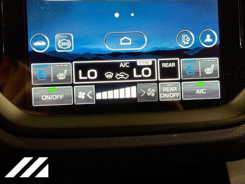 Certified 2025 Subaru Ascent Bronze Edition w/ Onyx Package image 19