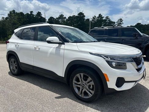 Used 2023 Kia Seltos S FWD image 1