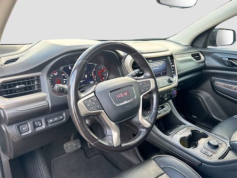 Used 2020 GMC Acadia Denali w/ Technology Package image 9