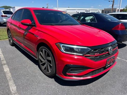 Used 2019 Volkswagen Jetta GLI FWD image 5