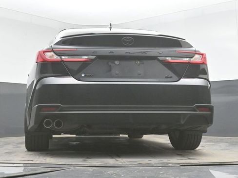 Used 2025 Toyota Camry SE FWD image 32