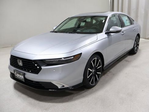 New 2025 Honda Accord Touring image 3
