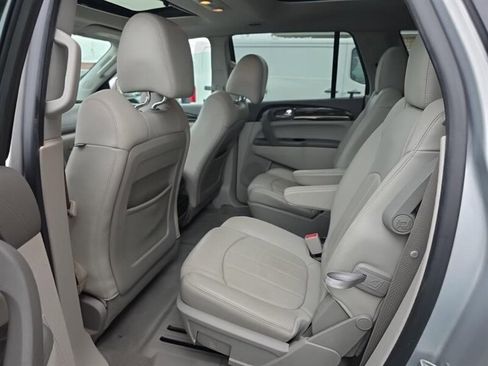 Used 2014 Buick Enclave Premium w/ Trailering Provision Package image 4