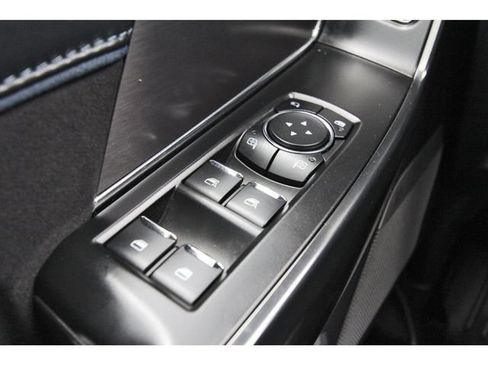 Used 2024 Ford F150 Platinum w/ FX4 Off-Road Package AWD/4WD image 19